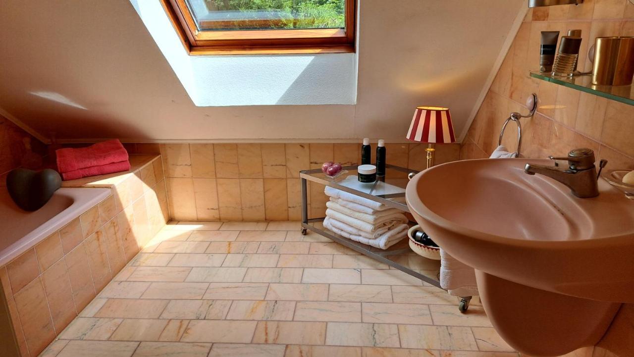 Ferienwohnung In Bad Wilhelmshoehe Weltkulturerbe Касел Екстериор снимка